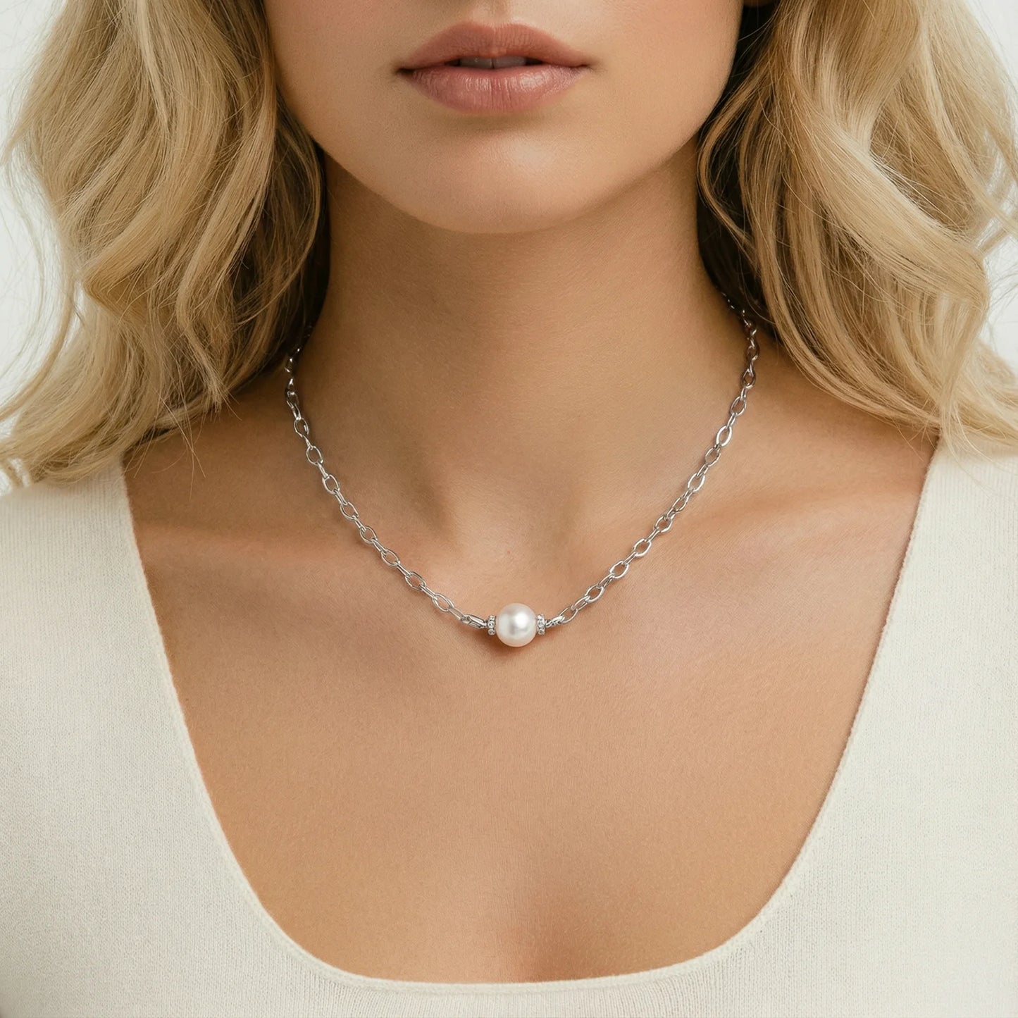 Luna Pearl Chain Necklace
